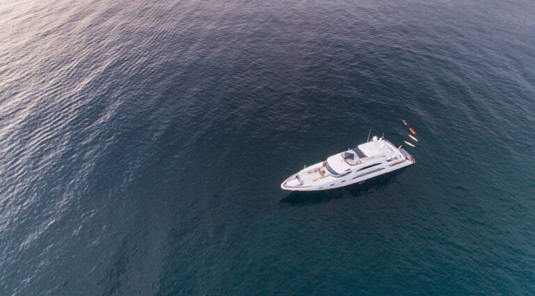 Yacht charter at sea