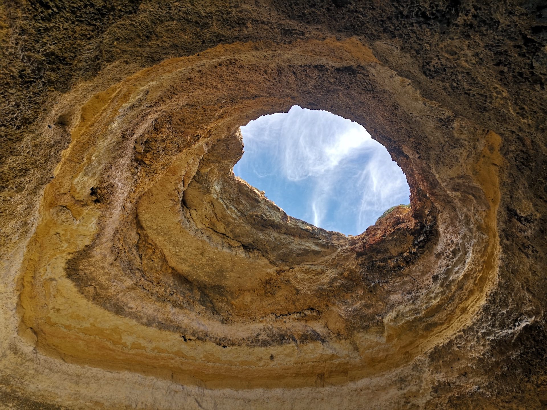 Como ir de Faro para a gruta de Benagil