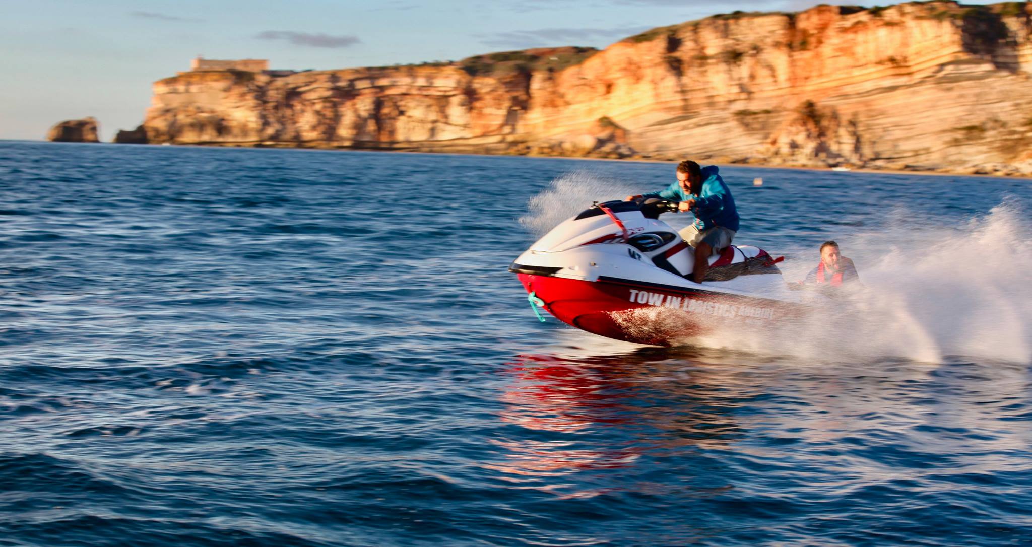 Moto acuática en Nazaré
